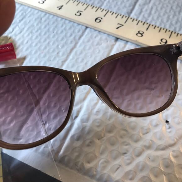 OSCAR DE LA RENTA SUNGLASSES - Picture 4 of 8